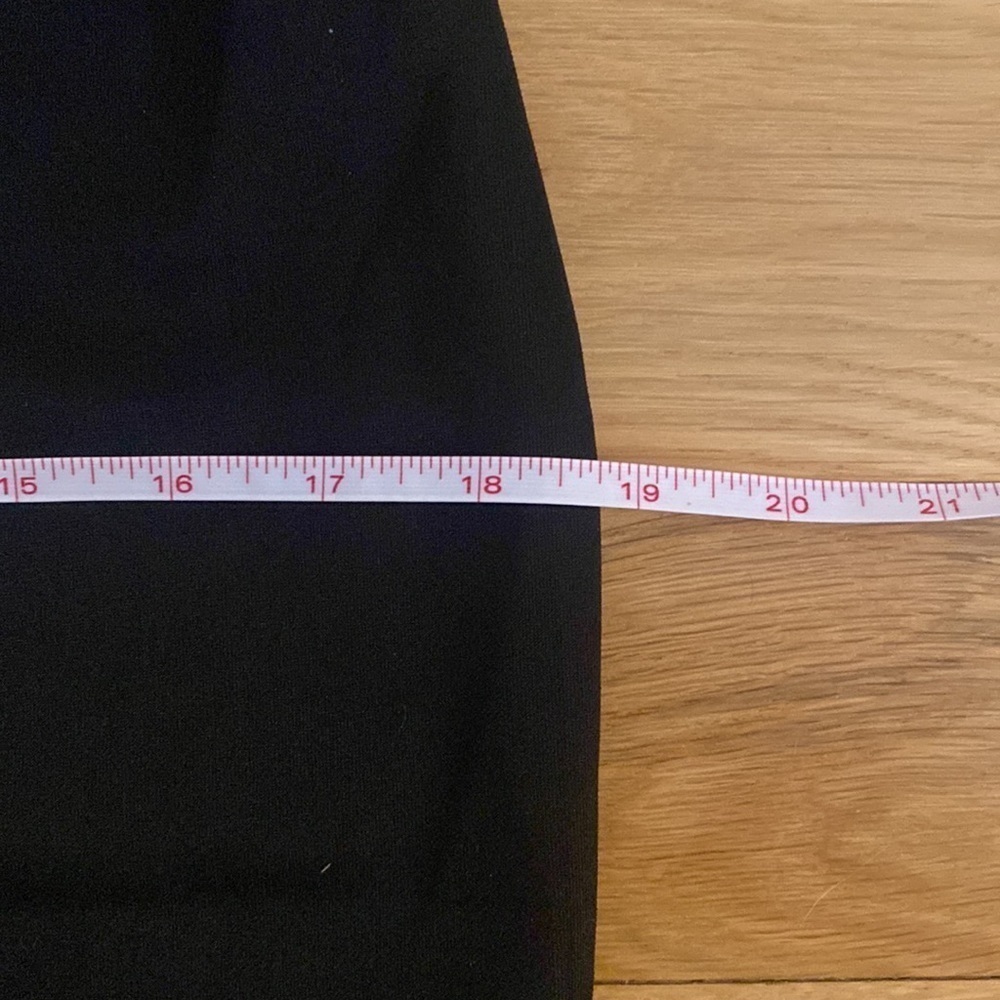 Brat Star V Neck Little Black Dress NWT L - Picture 10 of 10